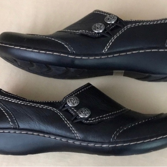 ♣️Clarks Ashland Alpine Bendable Black Leather Slip On Comfort Loafer Shoes 9M - Picture 4 of 8